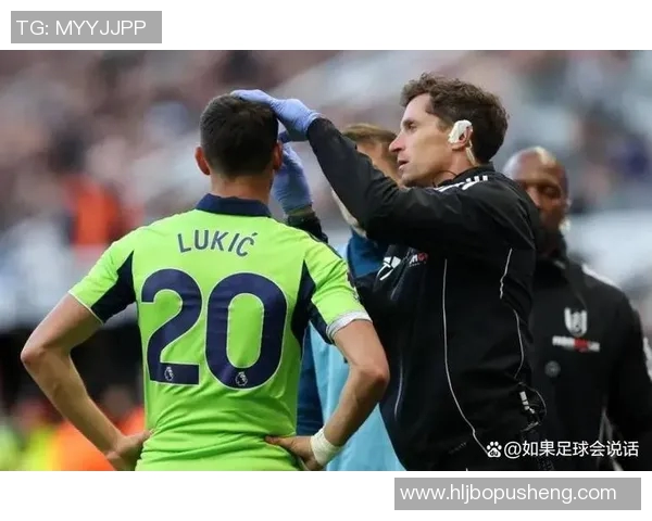 当足球球星回头杀定格瞬间 那一刻的眼神比进球更致命